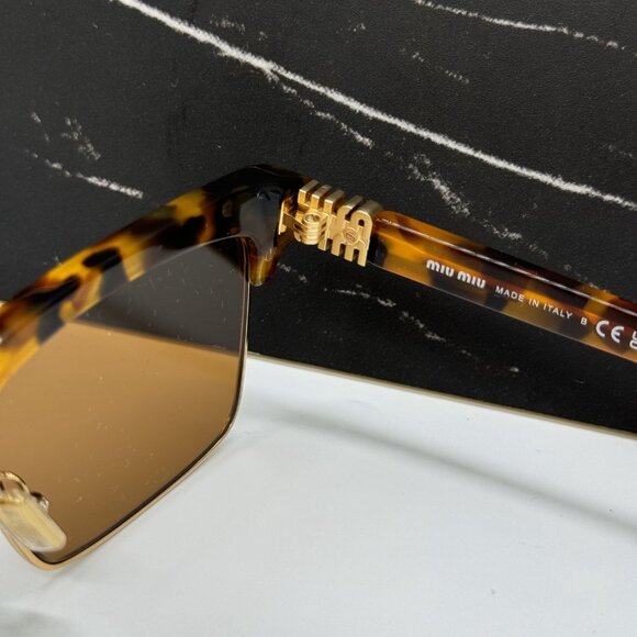 NEW MIU MIU MU10ZS 19P2Z1 WOMEN MIU MIU HAVANA GOLD SUNGLASSES MU 10ZS 19P2Z1 - Picture 14 of 15